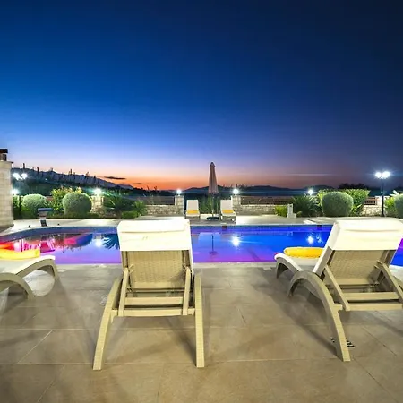 Iremia Luxury With Pool * Episkopi-Chania