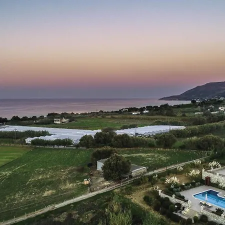 Iremia Luxury With Pool *