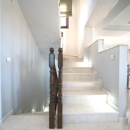 Iremia Luxury With Pool וילה *